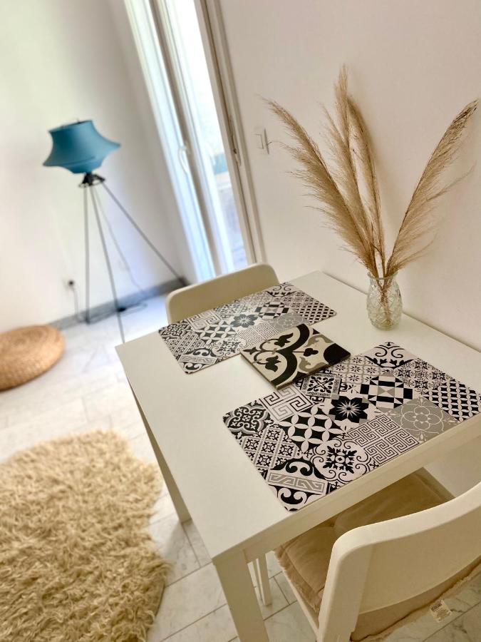 Charmant Studio Climatise Centre Menton Parking Gratuit מראה חיצוני תמונה